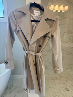 Club Monaco Light Beige Trench Coat with Belt